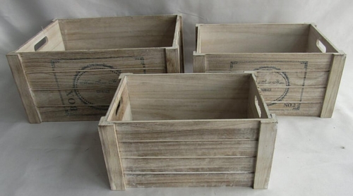 wooden crate,gift basket,vintage wooden box