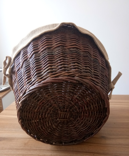 willow unpeeled log basket with jute liner